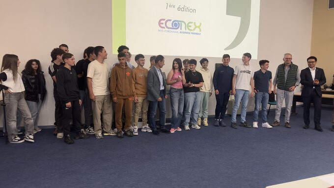 Visionnage des films et remise des prix. Coupe réalisée par la classe de 2TRPM